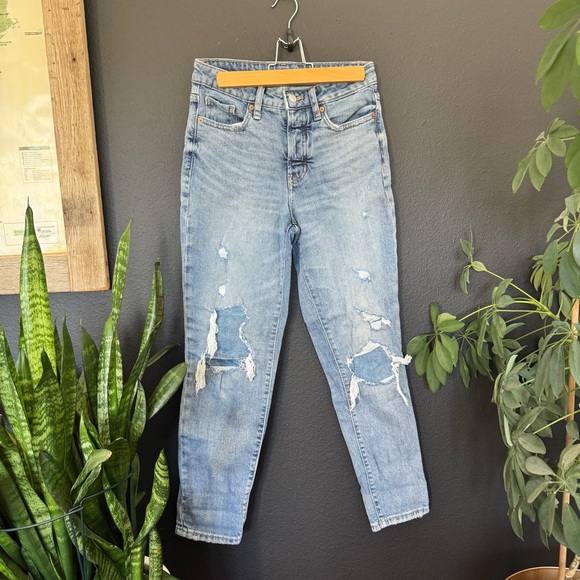 Old Navy Denim - Old Navy Light Blue Distressed Ankle Jeans